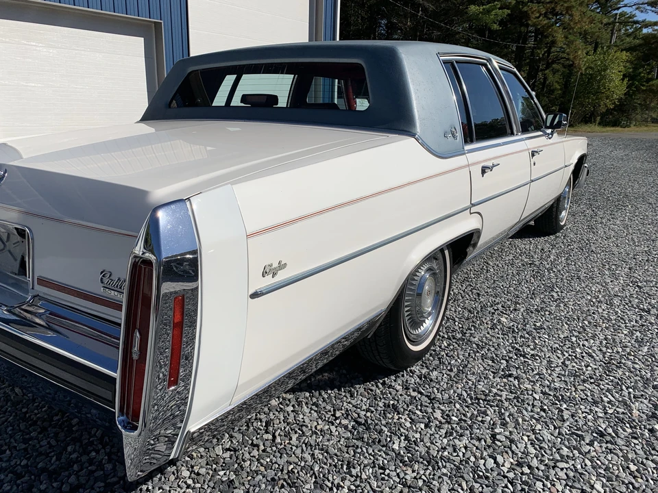 1987 Cadillac Brougham - Image 30 of 31