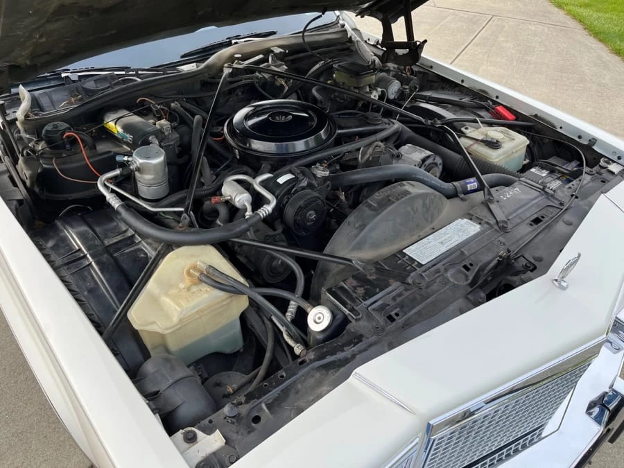 1987 Cadillac Brougham - Image 31 of 31