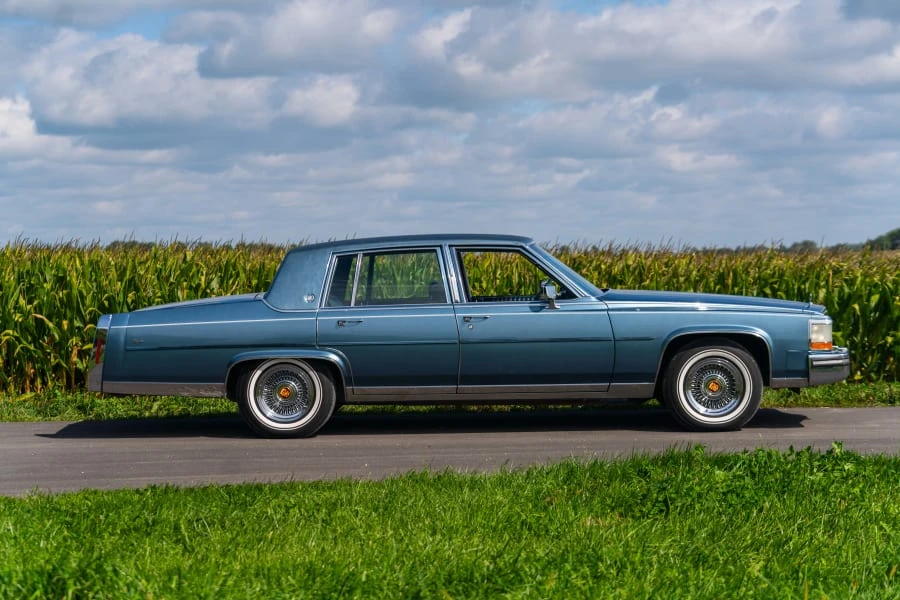 1987 Cadillac Brougham - Image 2 of 23