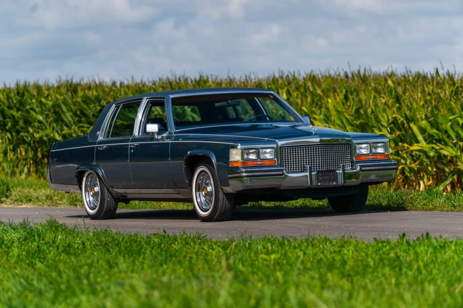1987 Cadillac Brougham - Image 6 of 23