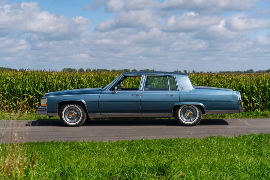 1987 Cadillac Brougham - Image 14 of 23