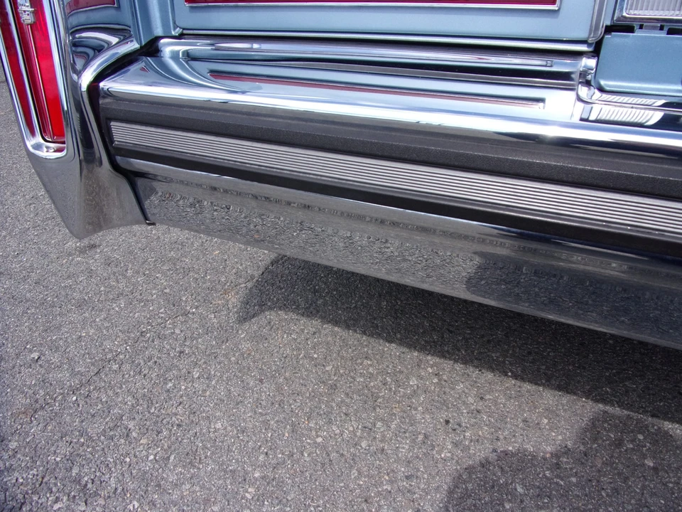 1987 Cadillac Brougham - Image 27 of 31