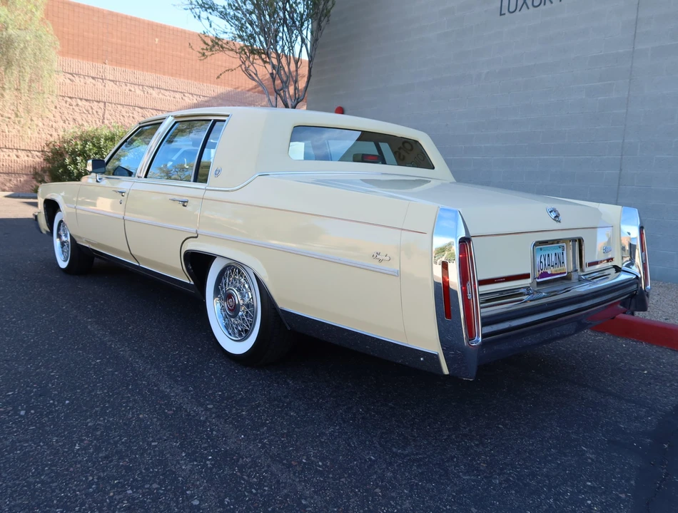 1987 Cadillac Brougham - Image 8 of 31