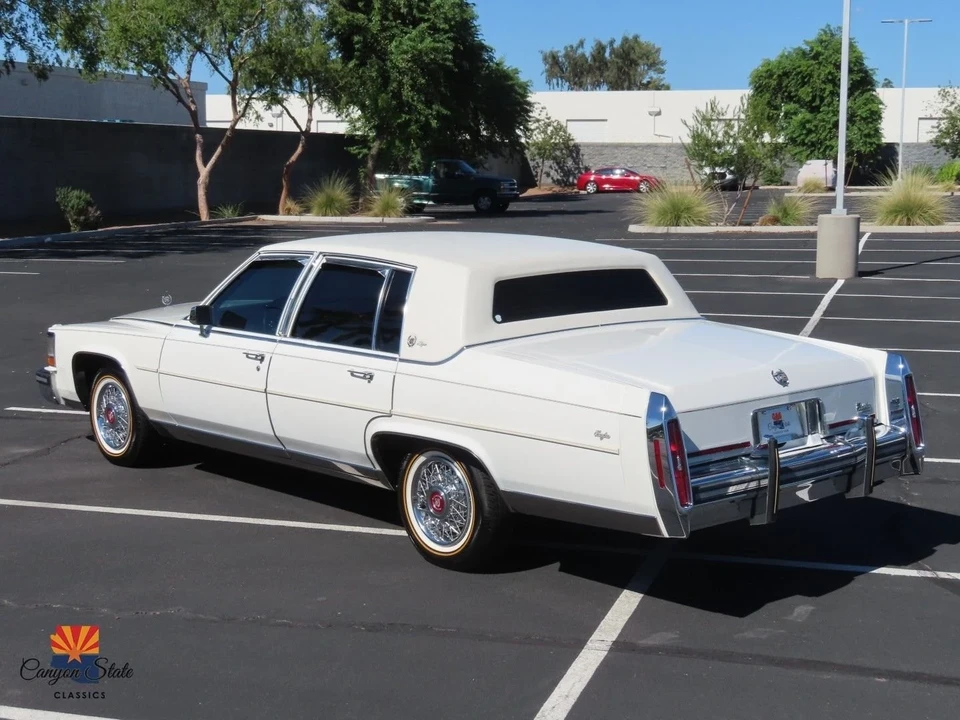1987 Cadillac Brougham - Image 13 of 21