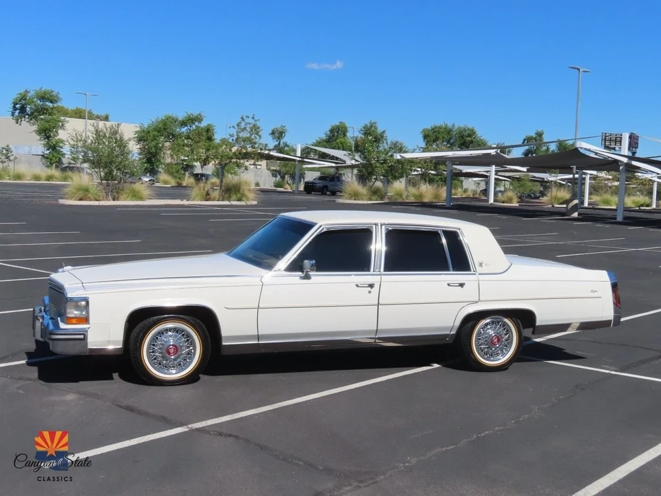 1987 Cadillac Brougham - Image 11 of 21