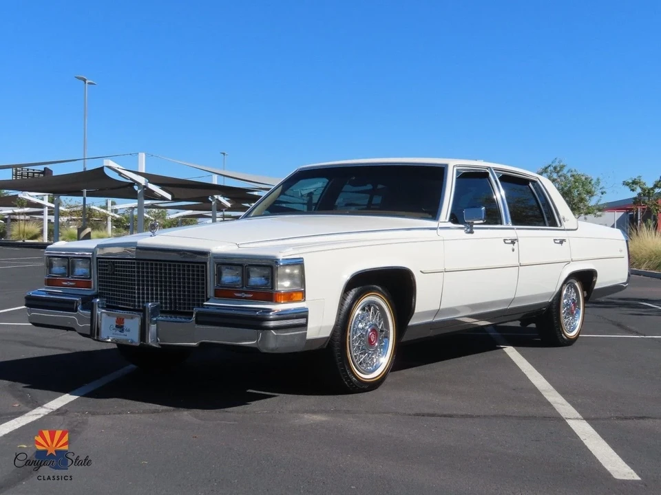 1987 Cadillac Brougham - Image 10 of 21