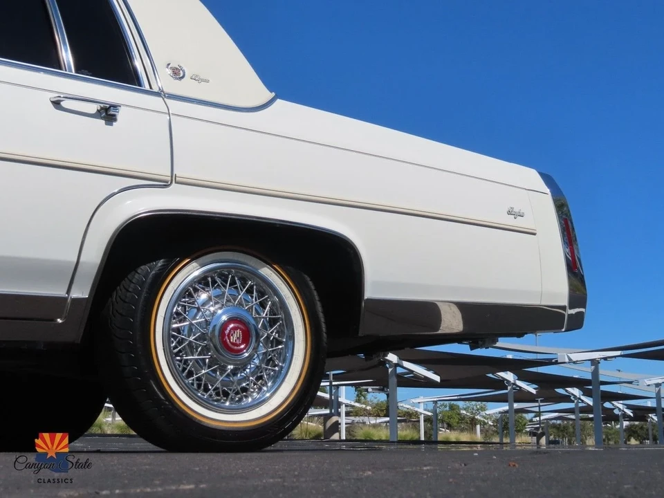 1987 Cadillac Brougham - Image 6 of 21