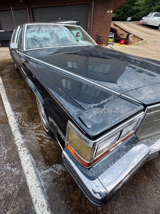1987 Cadillac Brougham - Image 10 of 31