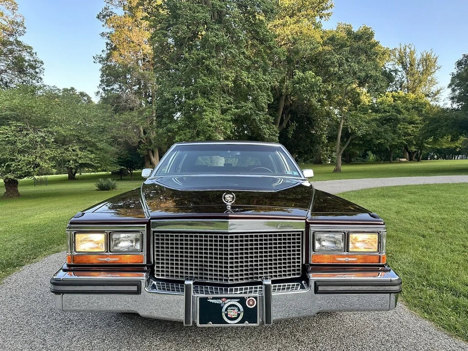 1987 Cadillac Brougham - Image 2 of 17