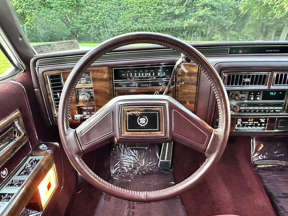 1987 Cadillac Brougham - Image 12 of 17