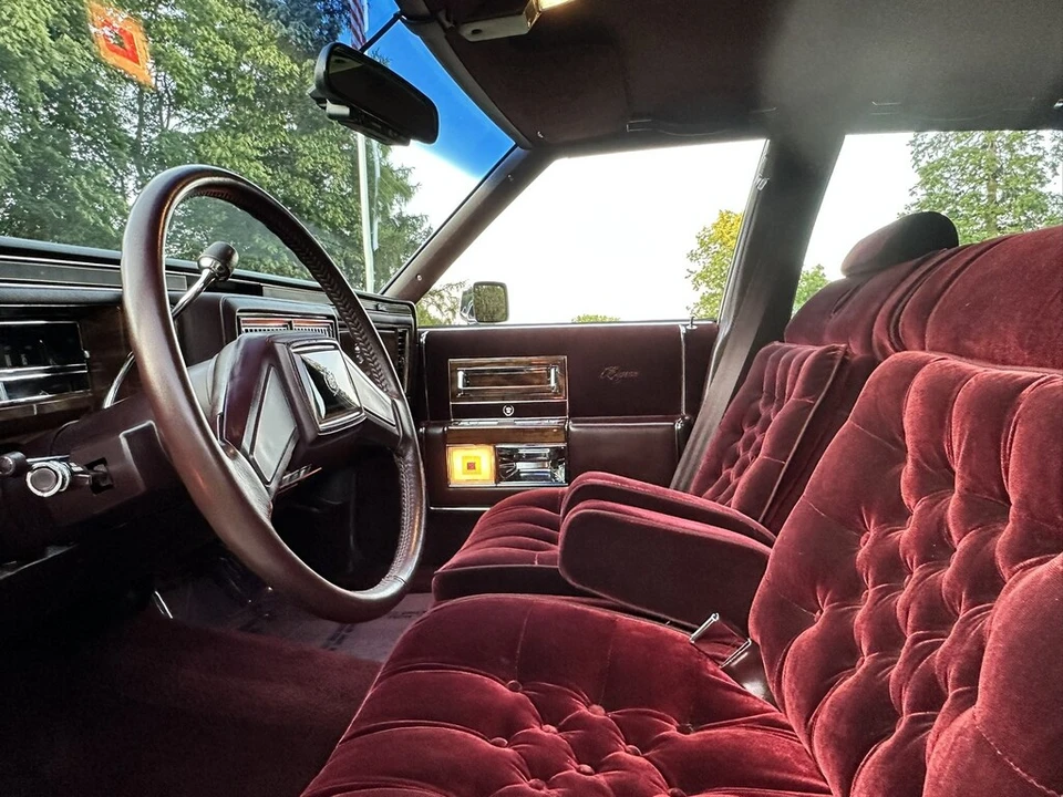 1987 Cadillac Brougham - Image 11 of 17