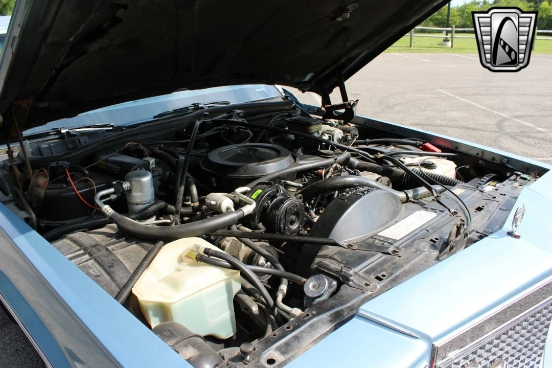 1987 Cadillac Brougham - Image 13 of 21