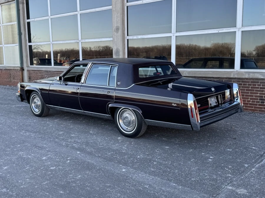 1987 Cadillac Brougham - Image 3 of 11
