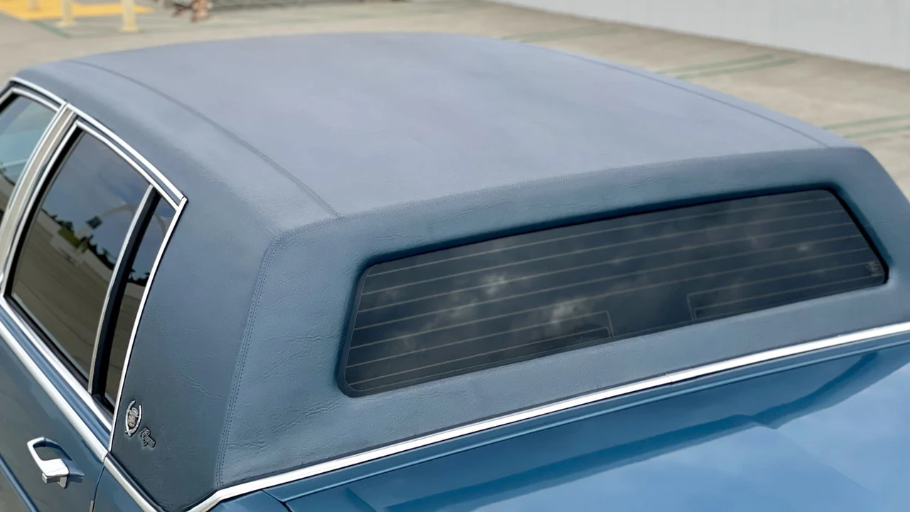 1987 Cadillac Brougham - Image 19 of 25