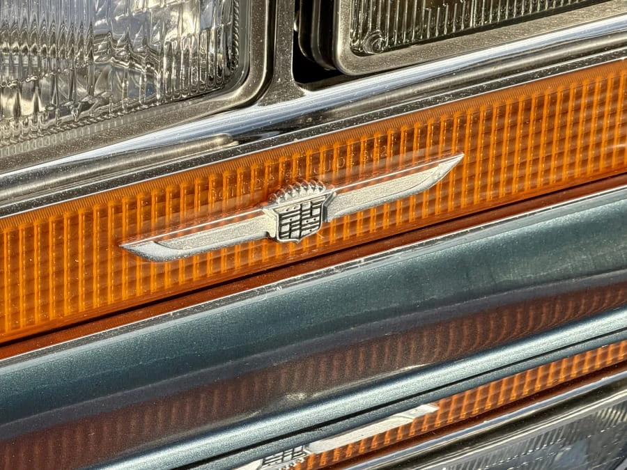 1987 Cadillac Brougham - Image 23 of 31