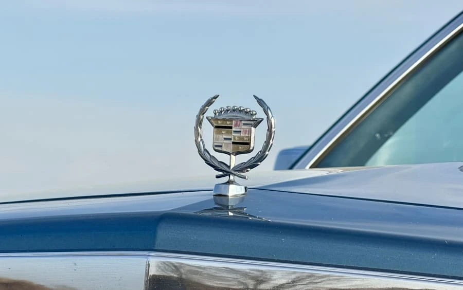 1987 Cadillac Brougham - Image 13 of 31