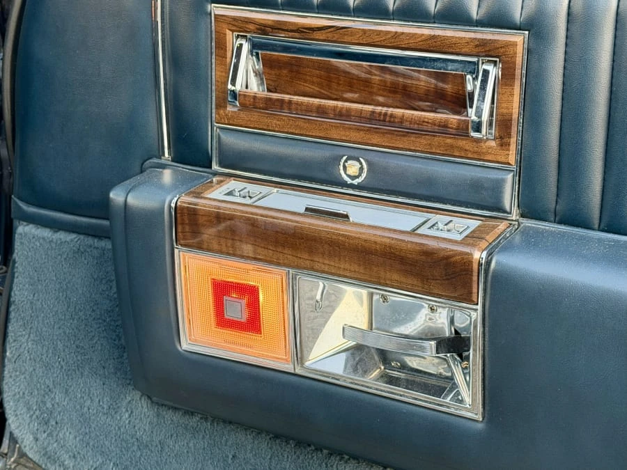 1987 Cadillac Brougham - Image 31 of 31