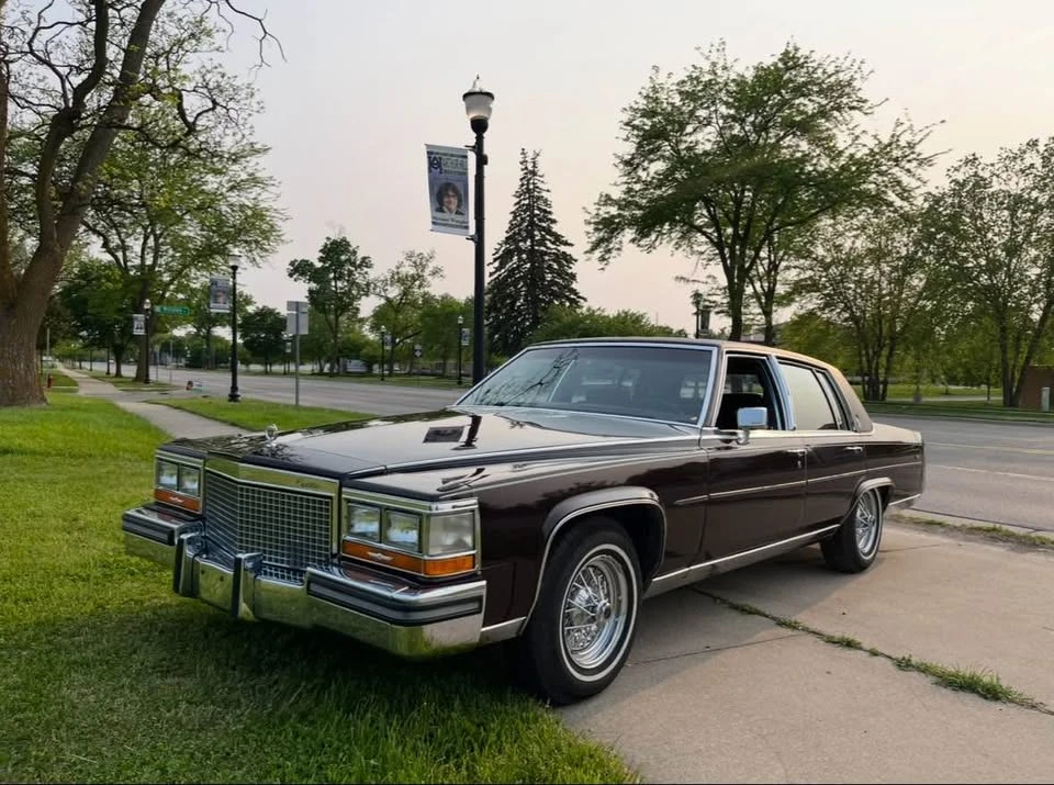 1987 Cadillac Brougham - Image 8 of 16
