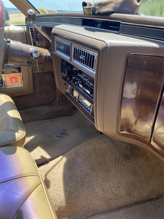 1987 Cadillac Brougham - Image 6 of 31
