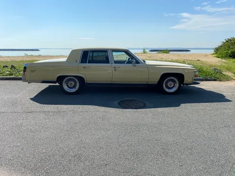 1987 Cadillac Brougham Base
