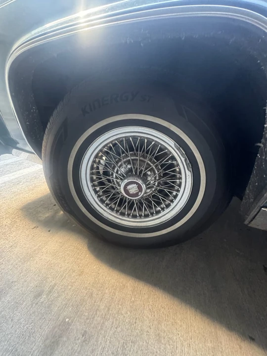 1987 Cadillac Brougham - Image 8 of 14
