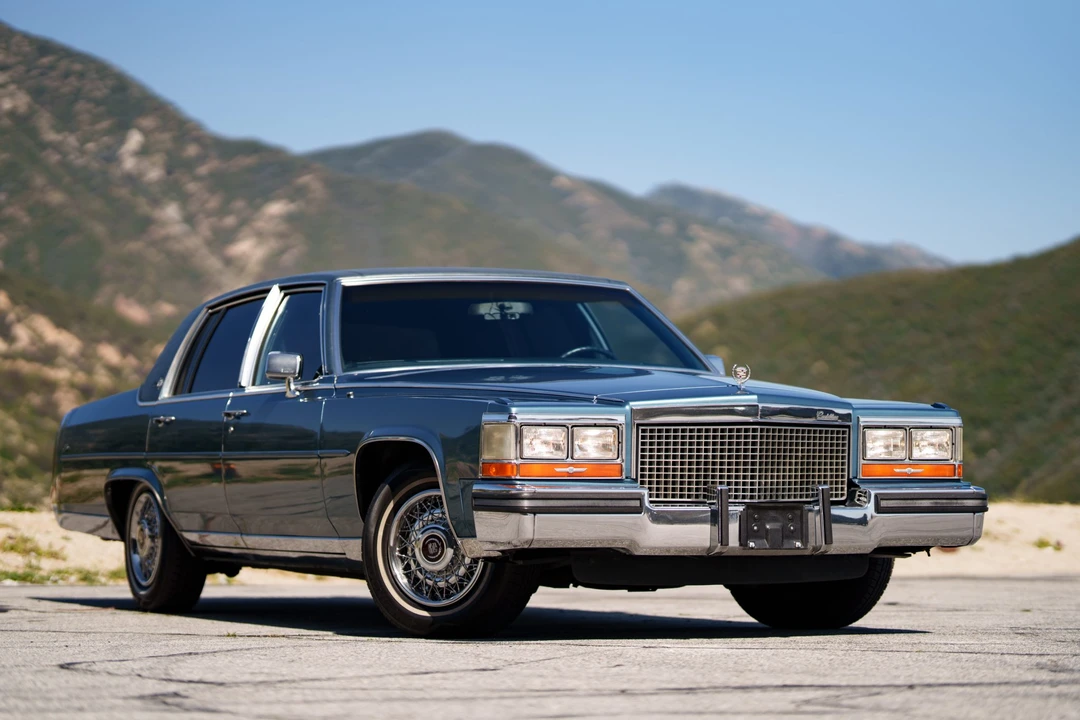 1987 Cadillac Brougham - Image 2 of 31