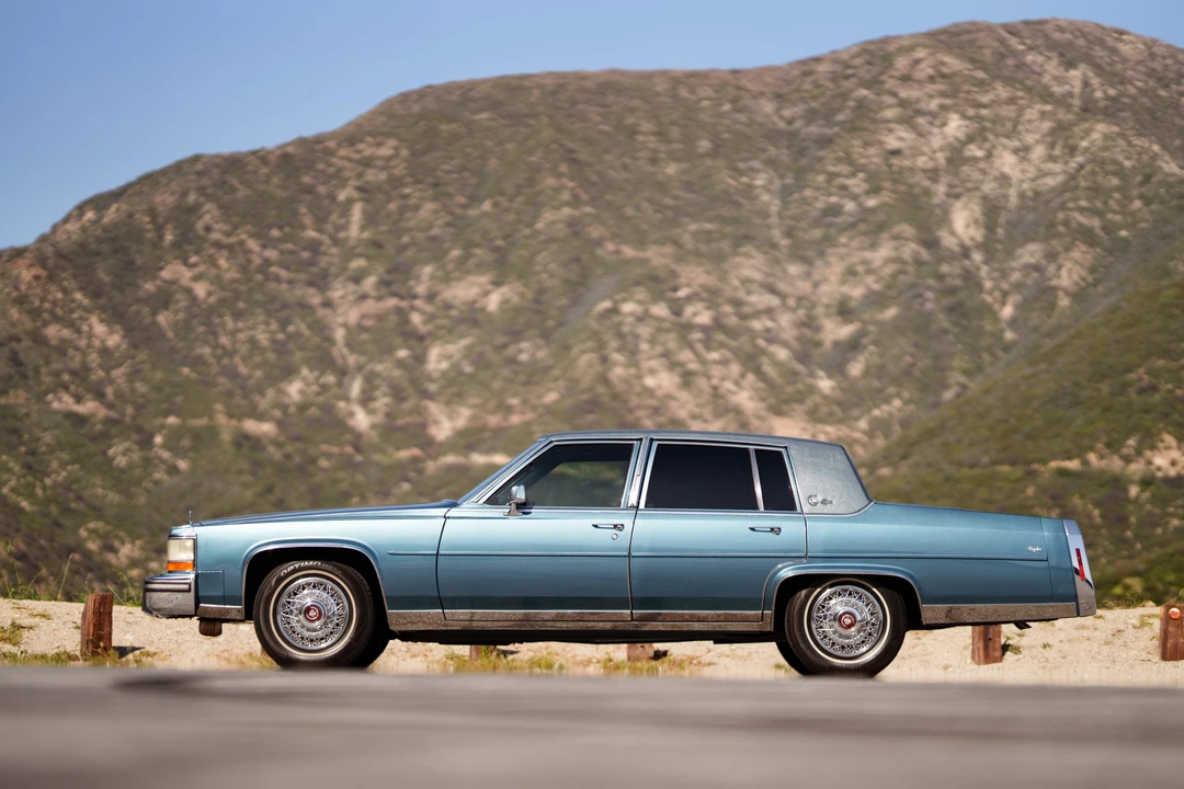 1987 Cadillac Brougham - Image 8 of 31