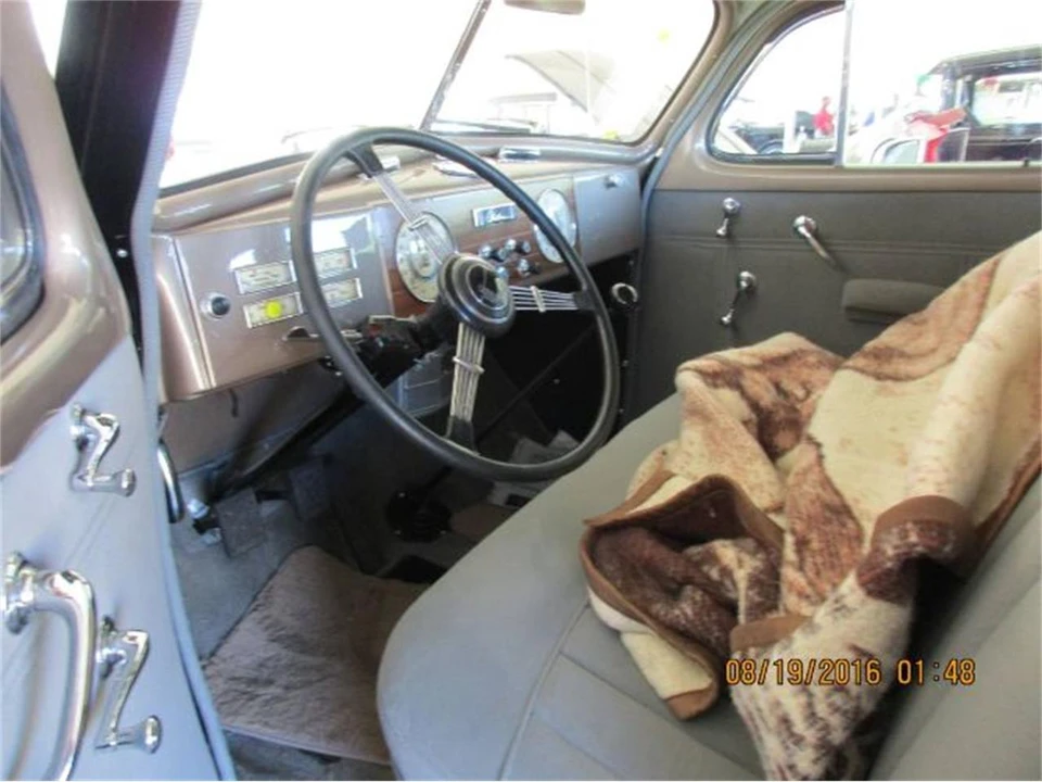 1987 Cadillac Fleetwood - Image 5 of 6