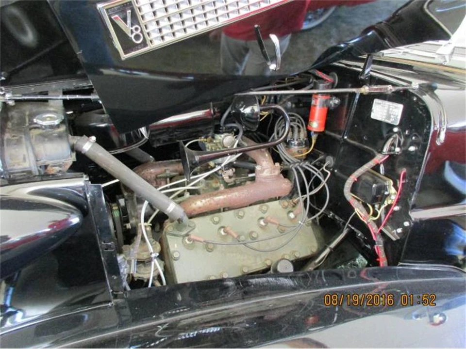 1987 Cadillac Fleetwood - Image 4 of 6