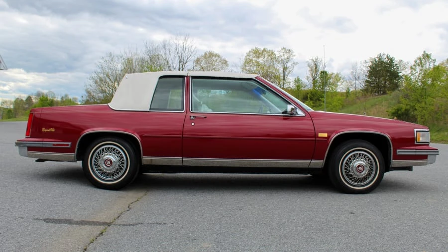 1987 Cadillac DeVille 6th Gen - Image 8 of 31