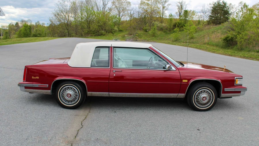 1987 Cadillac DeVille 6th Gen - Image 10 of 31