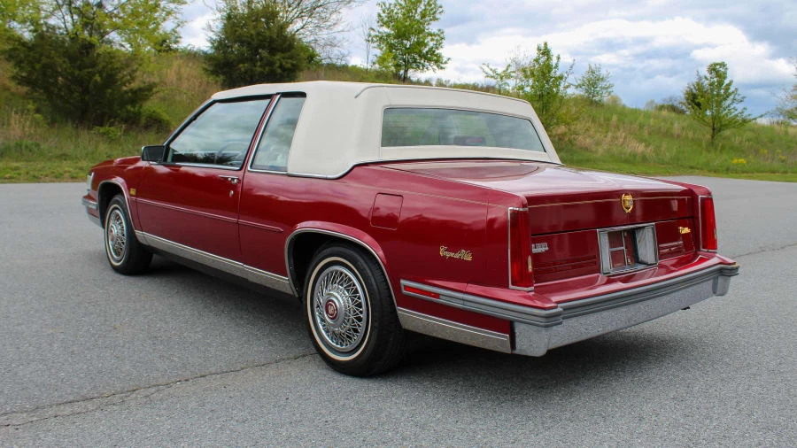 1987 Cadillac DeVille 6th Gen - Image 9 of 31