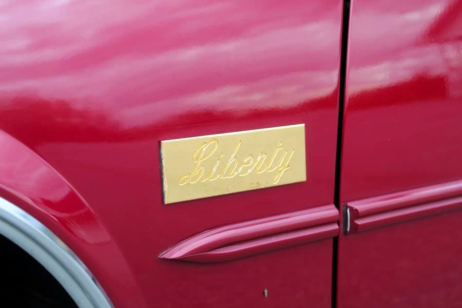 1987 Cadillac DeVille 6th Gen - Image 19 of 31