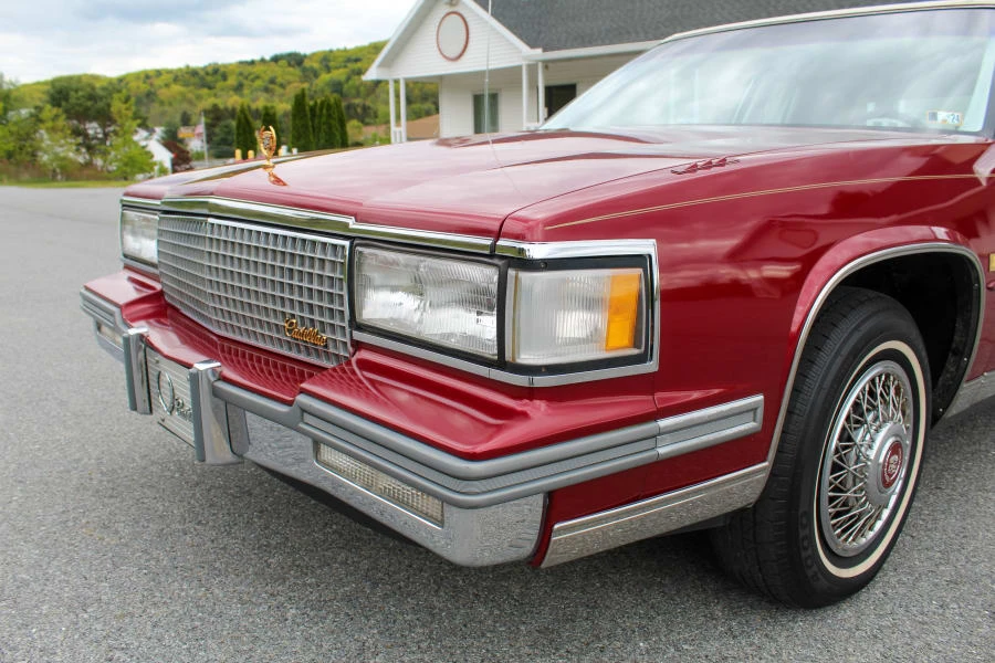 1987 Cadillac DeVille 6th Gen - Image 29 of 31