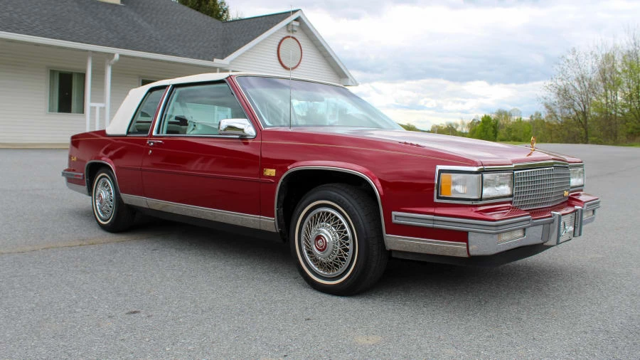 1987 Cadillac DeVille 6th Gen - Image 7 of 31