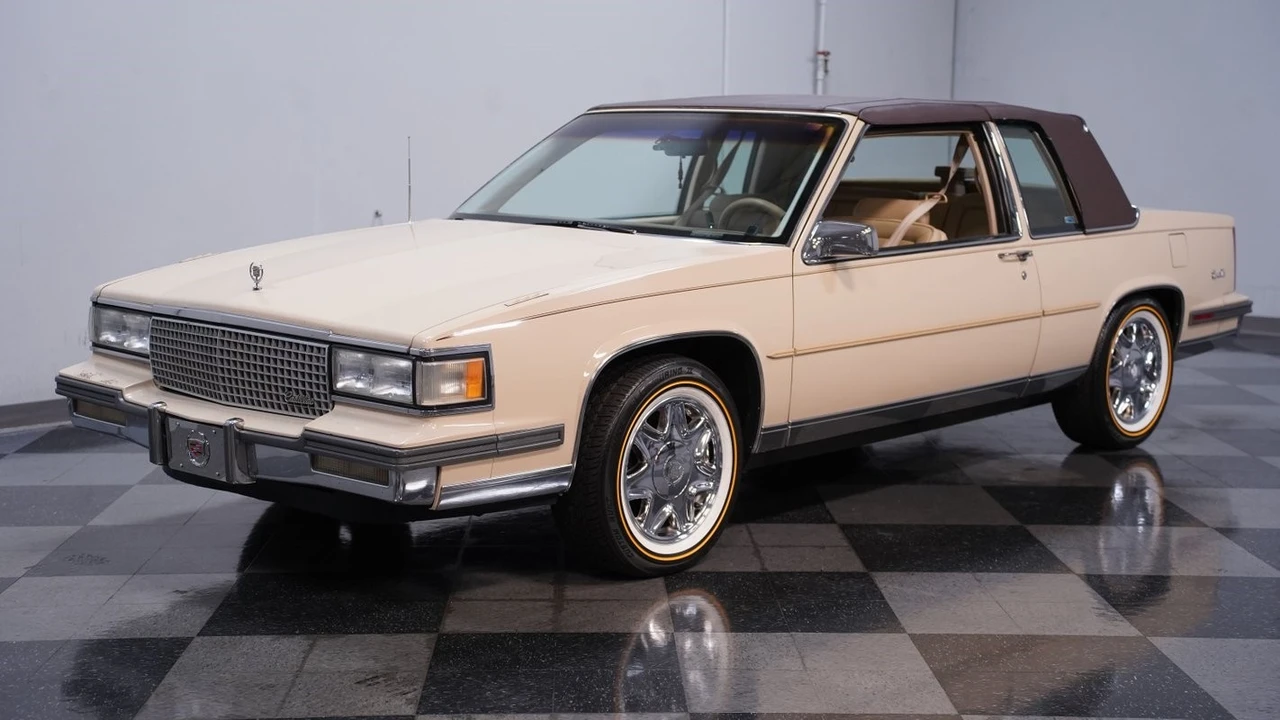 1987 Cadillac DeVille 6th Gen - Image 7 of 12