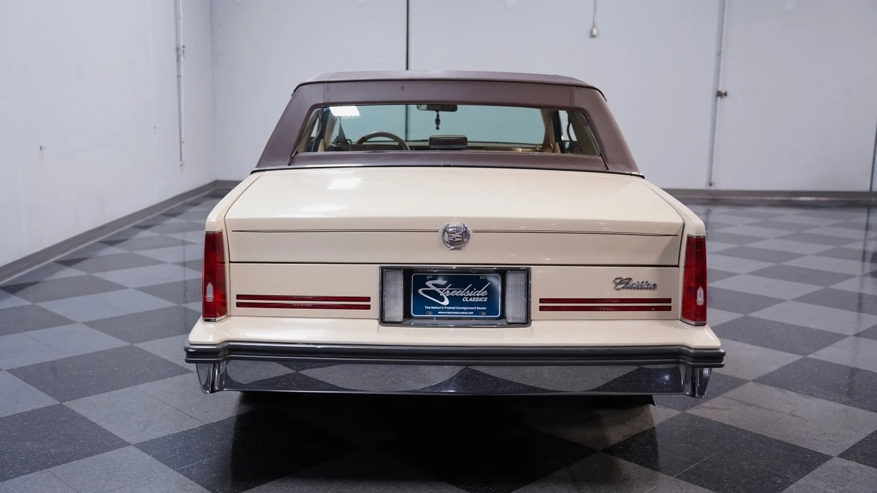 1987 Cadillac DeVille 6th Gen - Image 10 of 12