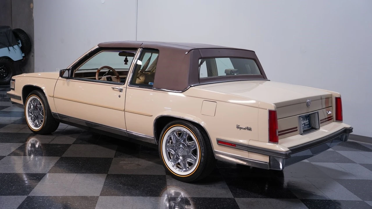 1987 Cadillac DeVille 6th Gen - Image 8 of 12