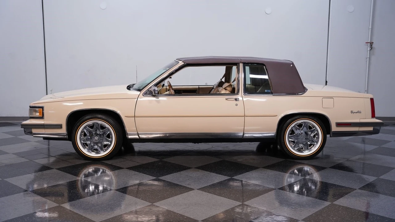 1987 Cadillac DeVille 6th Gen - Image 3 of 12