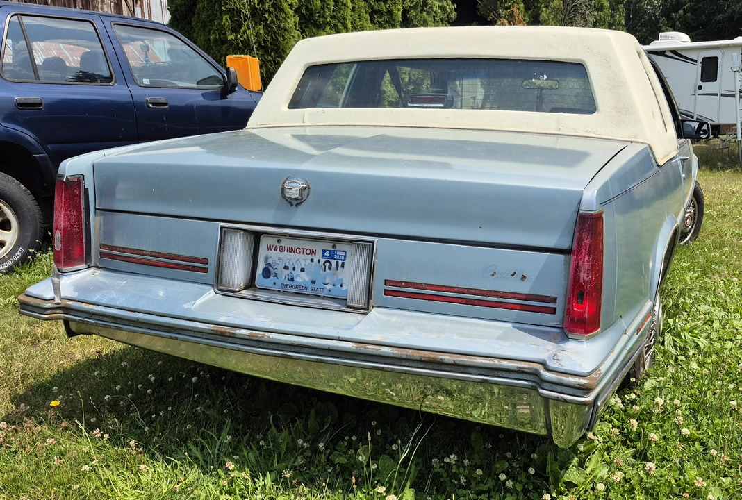 1987 Cadillac DeVille 6th Gen - Image 7 of 11