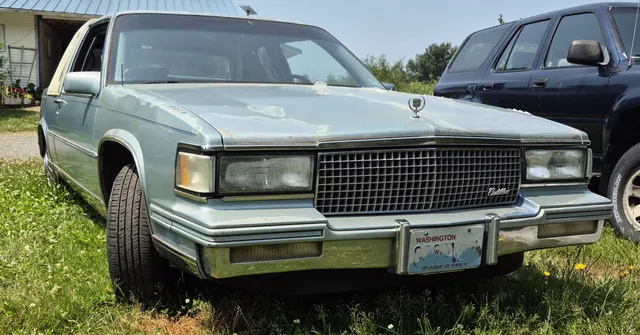 1987 Cadillac DeVille Base