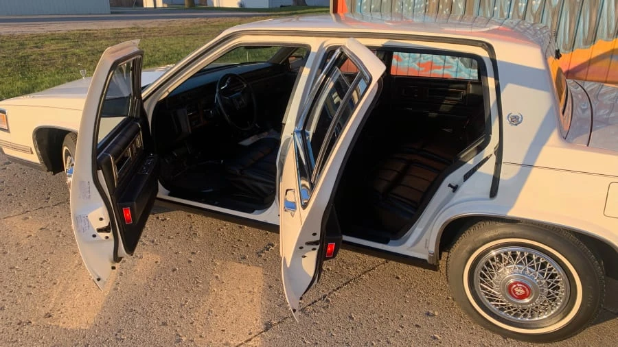 1987 Cadillac DeVille 6th Gen - Image 2 of 12
