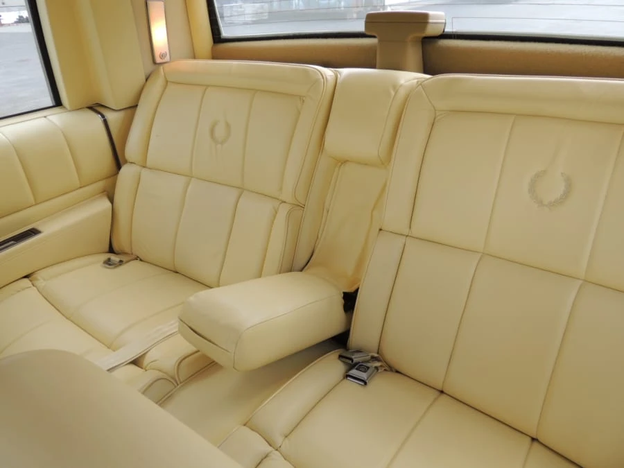 1987 Cadillac DeVille 6th Gen - Image 5 of 7