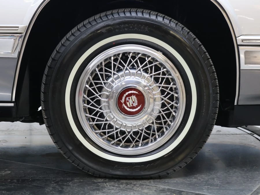 1987 Cadillac Eldorado 11th Gen - Image 9 of 31