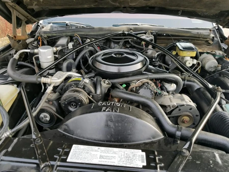 1987 Cadillac Fleetwood - Image 6 of 9
