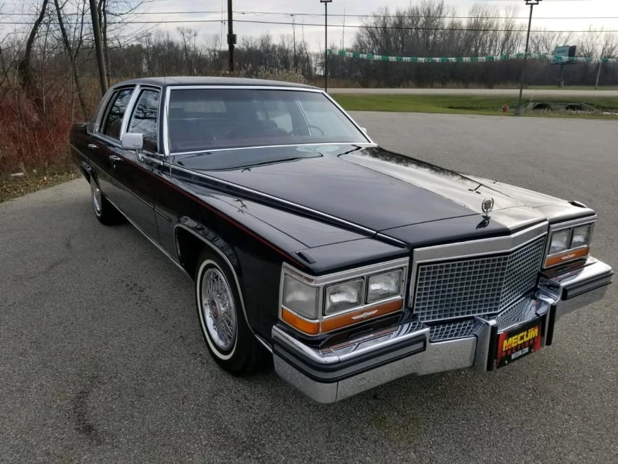 1987 Cadillac Fleetwood - Image 8 of 9