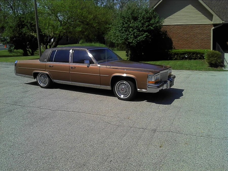 1987 Cadillac Brougham - Image 8 of 8