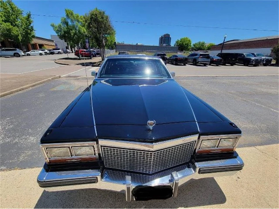 1987 Cadillac Fleetwood - Image 3 of 12
