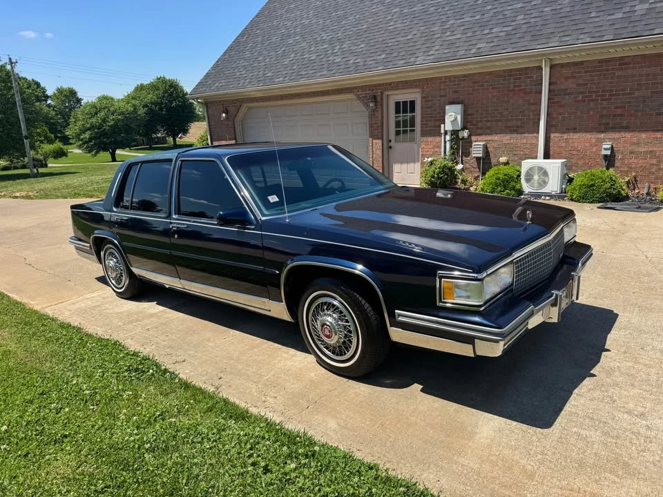 1987 Cadillac Fleetwood - Image 4 of 12