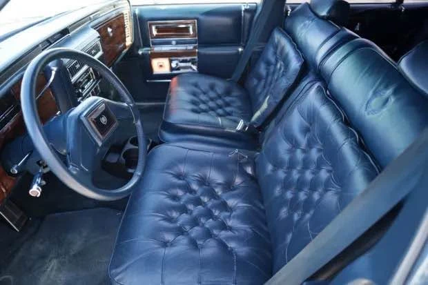 1987 Cadillac Fleetwood - Image 6 of 12
